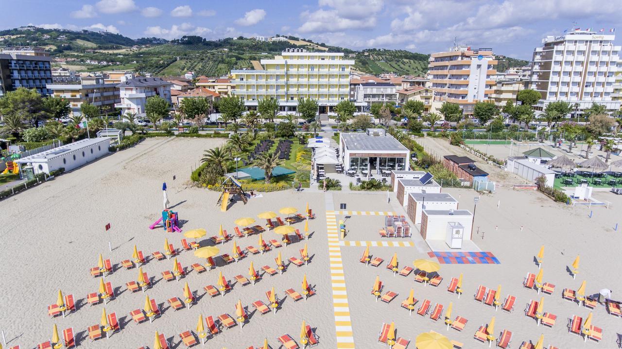 Hotel Atlas Alba Adriatica Zewnętrze zdjęcie
