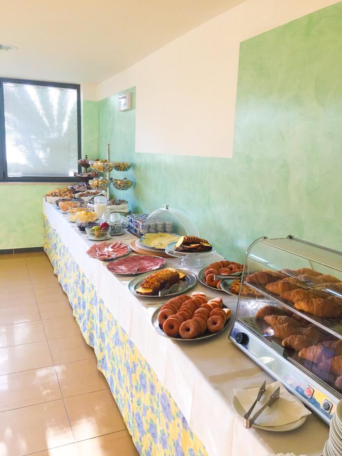 Hotel Atlas Alba Adriatica Zewnętrze zdjęcie
